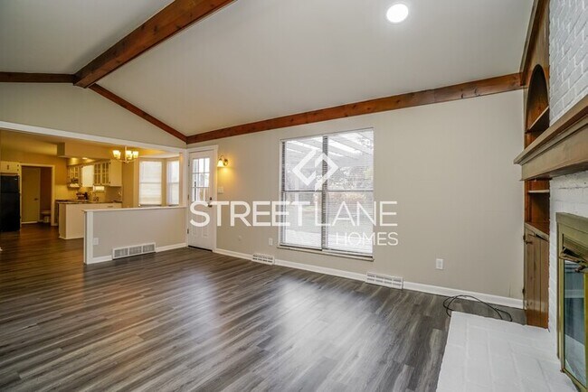 Foto del edificio - Charming 4 Bedroom in Columbus!