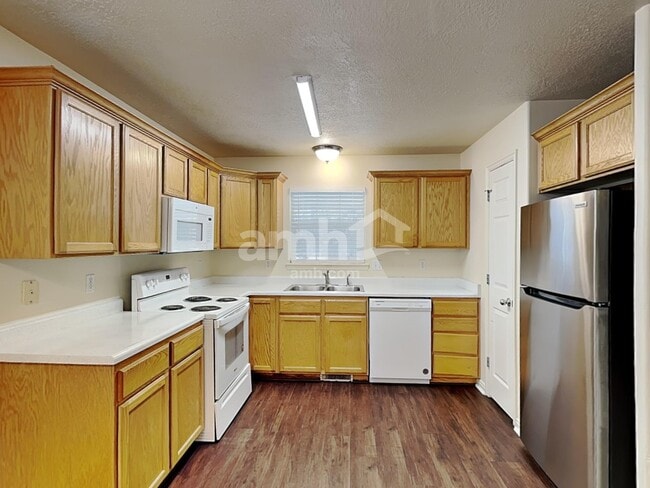 Foto del edificio - 4029 Dillon's Dr