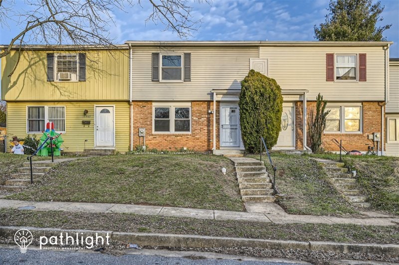 Primary Photo - 12345 Bonfire Drive, Reisterstown, MD, 21136