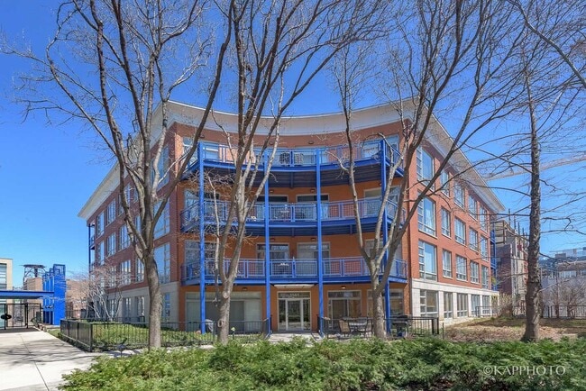 Building Photo - 1141 W Washington Blvd