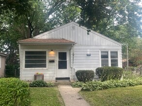 Building Photo - 16872 Shea Ave