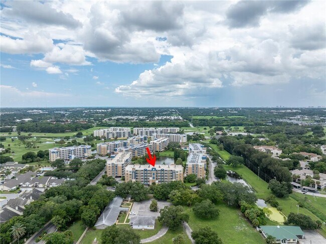Foto del edificio - 960 Starkey Rd