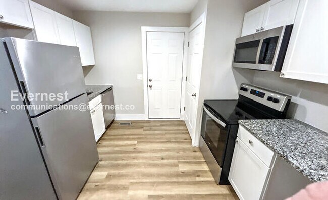 Foto del edificio - 1732 17th Ave N