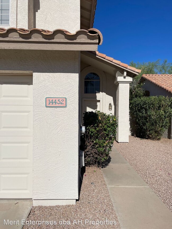 Building Photo - 3 br, 2.5 bath House - 14452 S 43RD ST