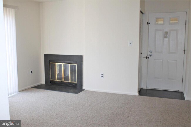 Building Photo - 38 Juniper Ct