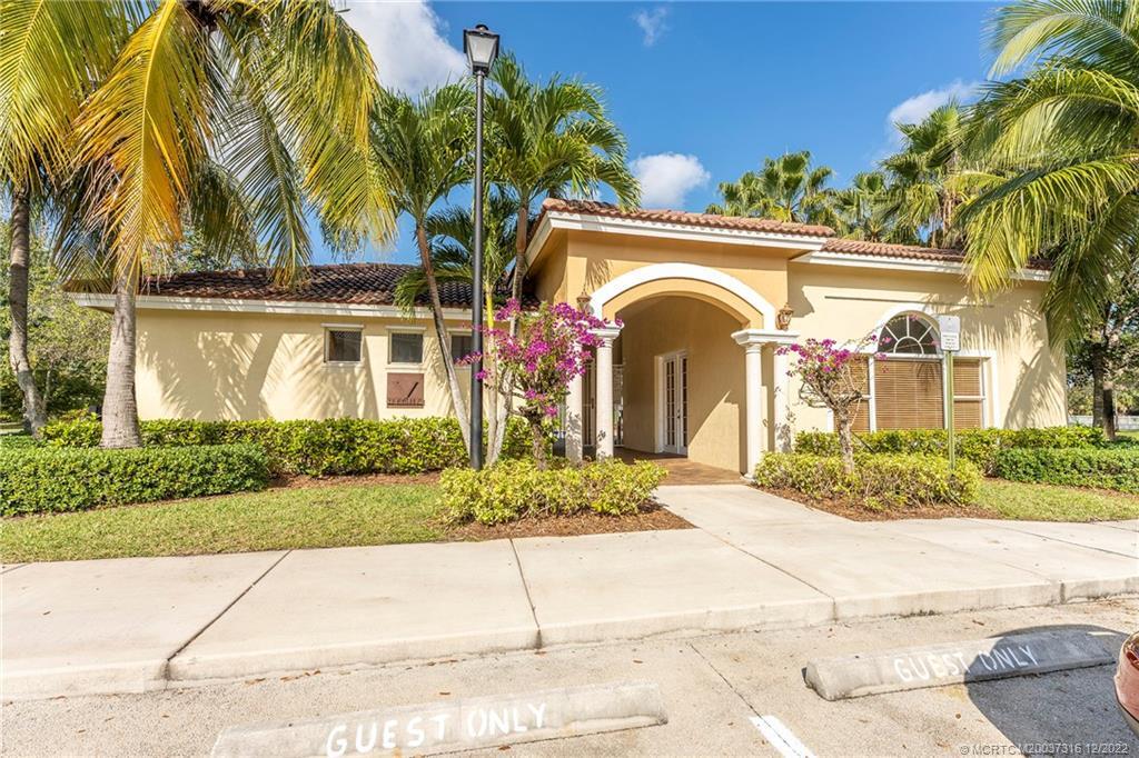 40 SE Sedona Cir Unit 203, Stuart, FL 34994 Condo for Rent in Stuart, FL