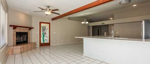 Building Photo - 1922 E Marquette Dr