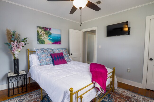 Photo - 212 S 25th Ave House