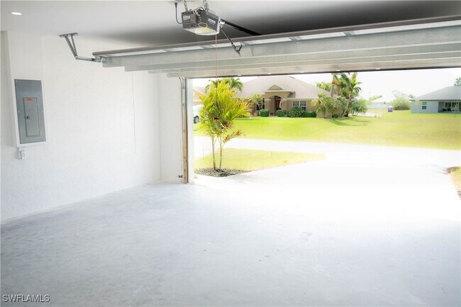 Foto del edificio - 415 NW 18th Terrace