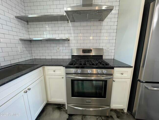 Building Photo - 3416 N 37th St