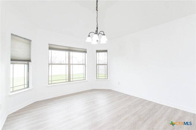 Building Photo - 4602 Lauren MacKenzie Dr