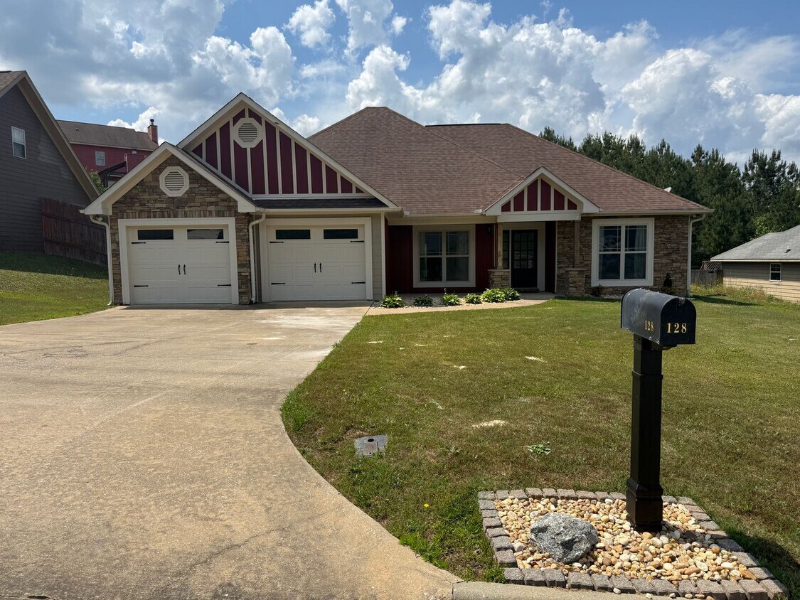 Foto principal - 3/2 1-level Phenix City home