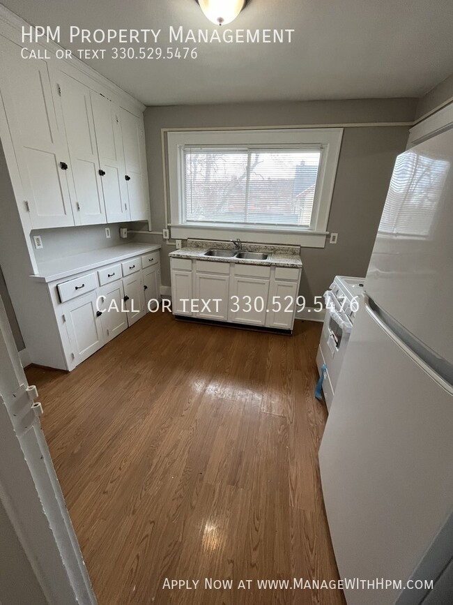 Building Photo - 59 S. Highland-2