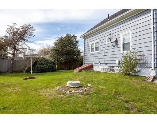 Building Photo - 162 Sconticut Neck Rd