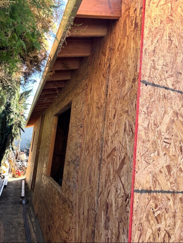Building Photo - 5325 Olive Ave