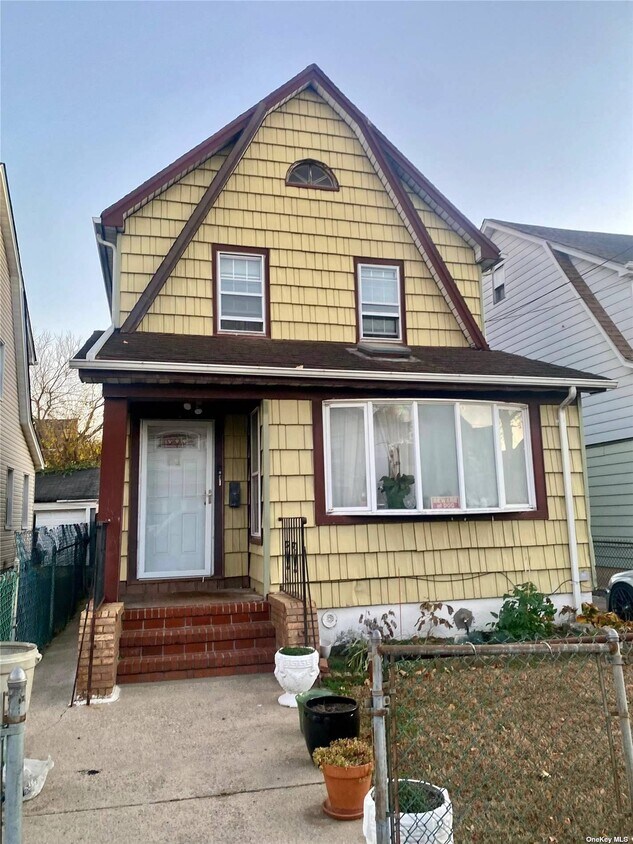 Primary Photo - 209-52 111th Rd
