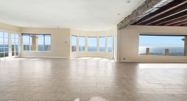 Foto del edificio - Breathtaking Ocean View Home in San Clemente