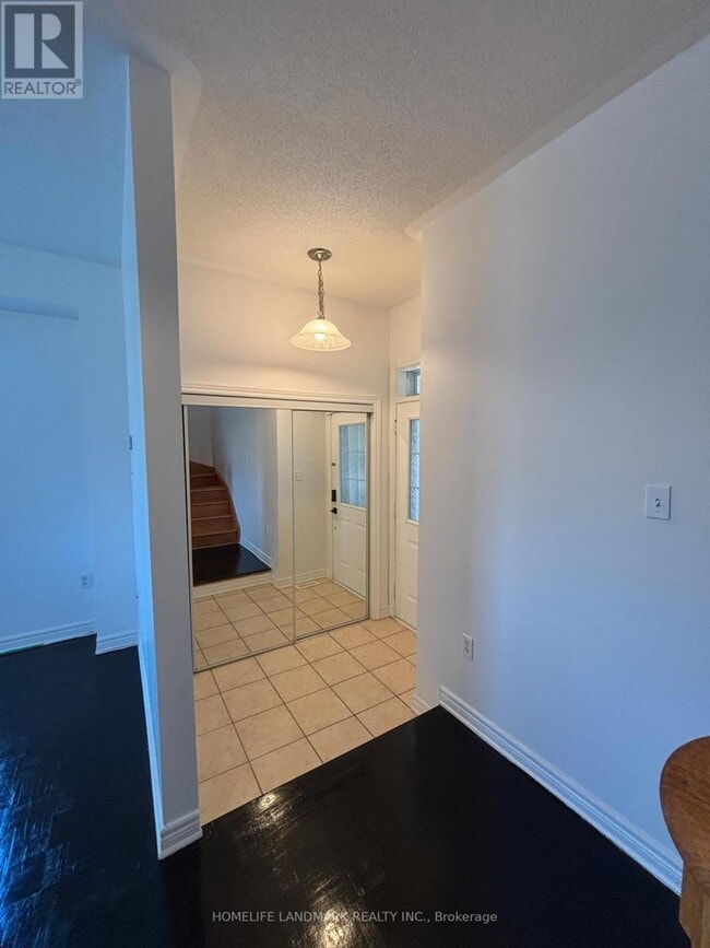 Building Photo - 312 Tall Grass Trail