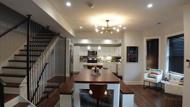 Foto del edificio - 903 Hamilton St NW