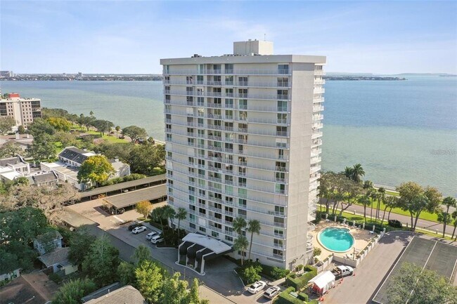 Foto del edificio - 2611 Bayshore Blvd
