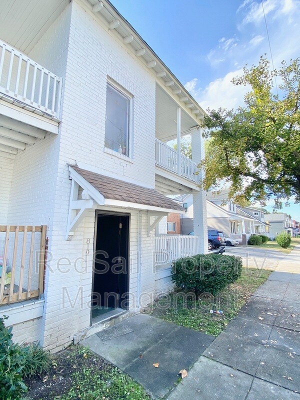 819 W 35th St Unit Apt 4, Norfolk, VA 23508 Condo for Rent in Norfolk