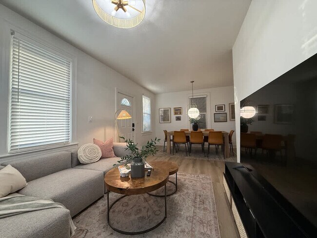 Foto del edificio - 4128 N Montana Ave