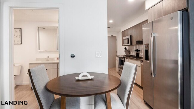 Foto del edificio - 707 S Farmer Ave