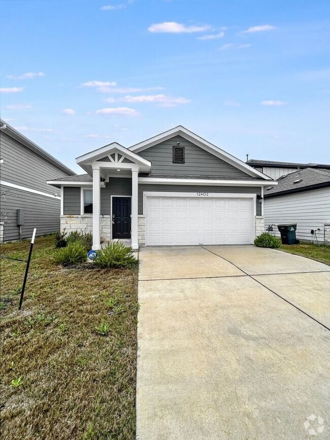 Building Photo - 12402 Zenyatta Dr