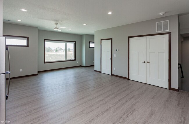 Foto del edificio - 2 br, 2.5 bath Townhome - Stratford Crossi...