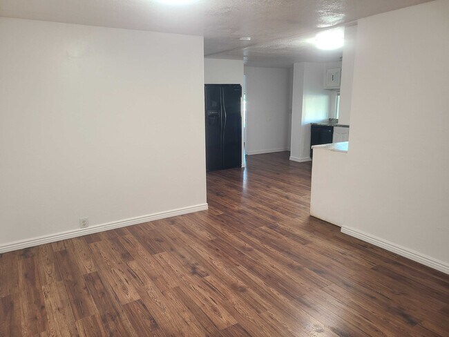 Foto del edificio - 496 S 200 E St