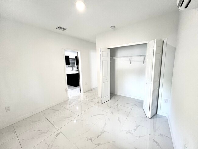 Building Photo - 1987 NW 49th St