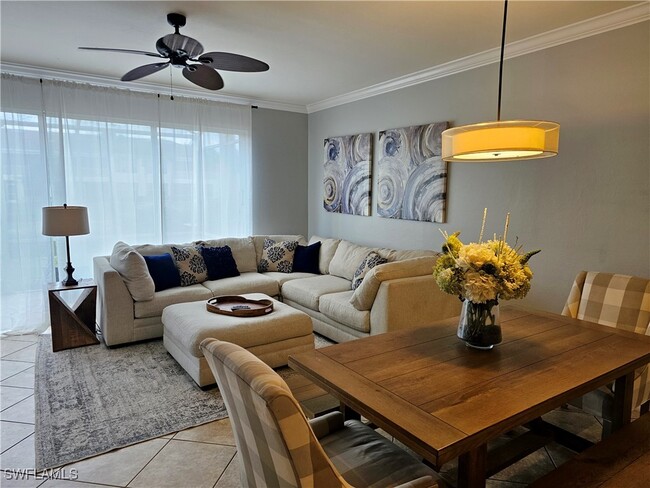 Foto del edificio - 960 Hampton Cir