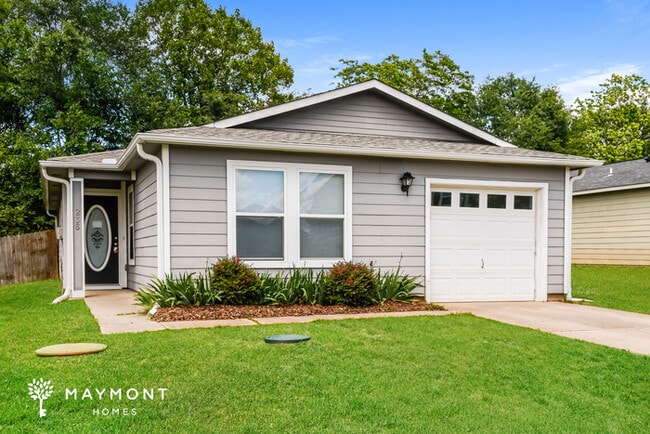 Building Photo - 236 Farmington Dr