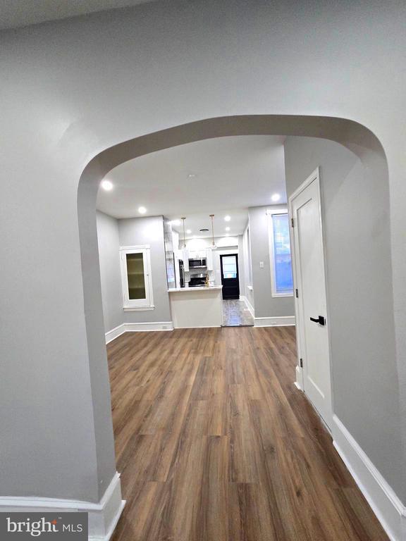 Foto del edificio - 6629 Haddington Ln