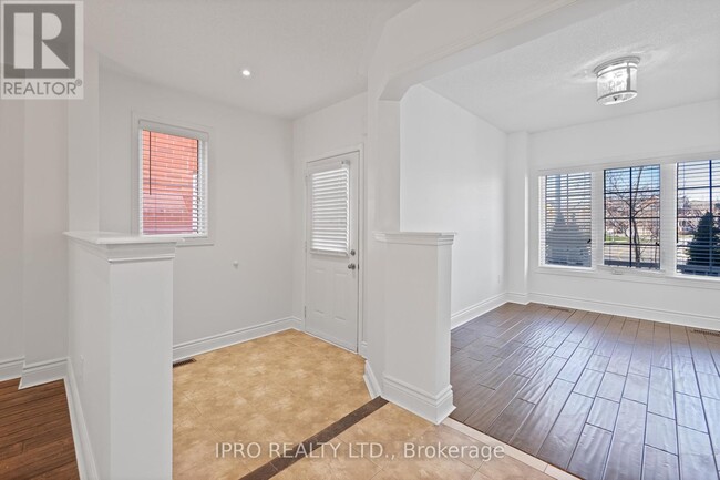 Building Photo - 470 SAVOLINE Blvd