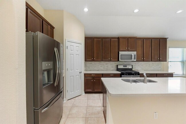 Building Photo - 9949 Boulder Bend Ln
