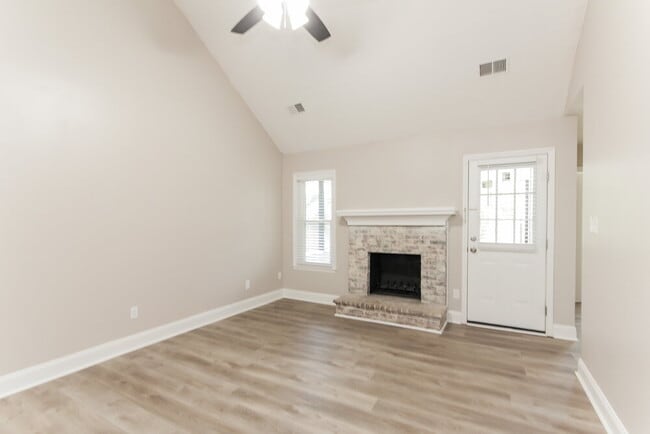 Building Photo - 4907 Hunters Knoll Dr