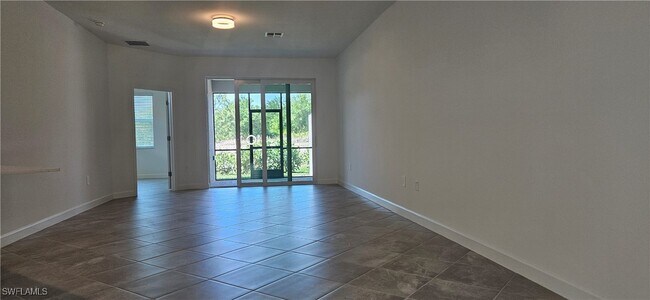 Foto del edificio - 20697 Hazelnut Ct