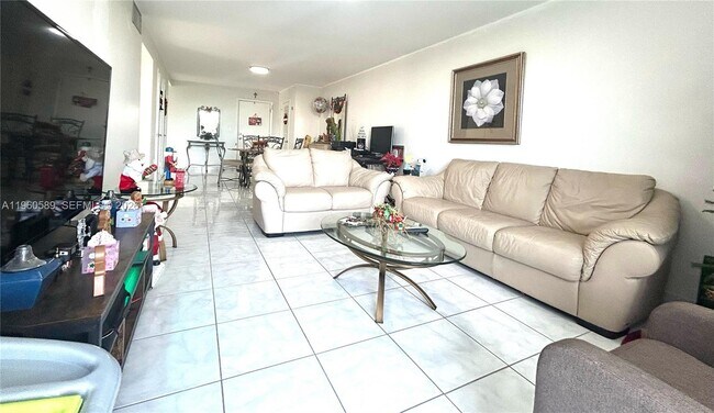 Foto del edificio - 910 Michigan Ave