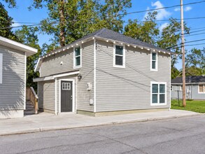 Building Photo - 430 Lawton Ave