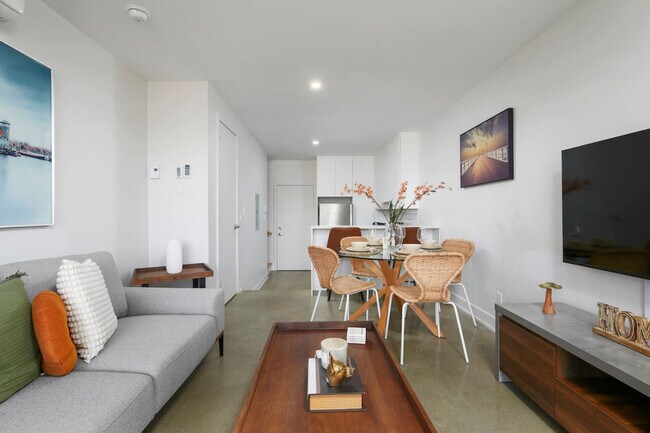 Photo du bâtiment - 2501 Rue Notre-Dame Ouest-SI ID1601917P