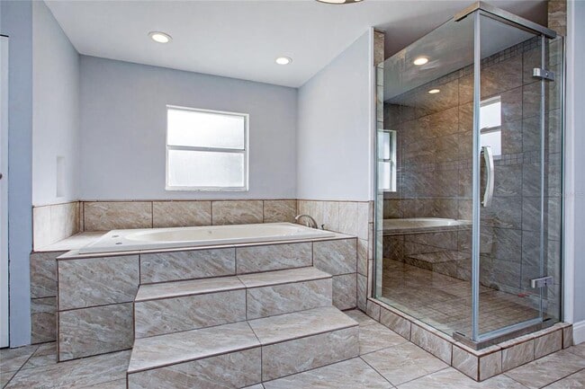 Building Photo - 4663 Redfish Ln SE
