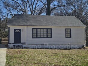 Building Photo - 2190 Jernigan Dr SE