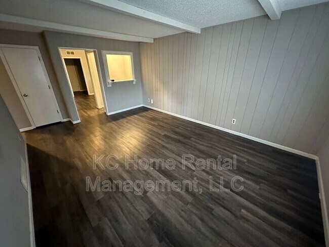 Foto del edificio - 9215 E 54th Terrace