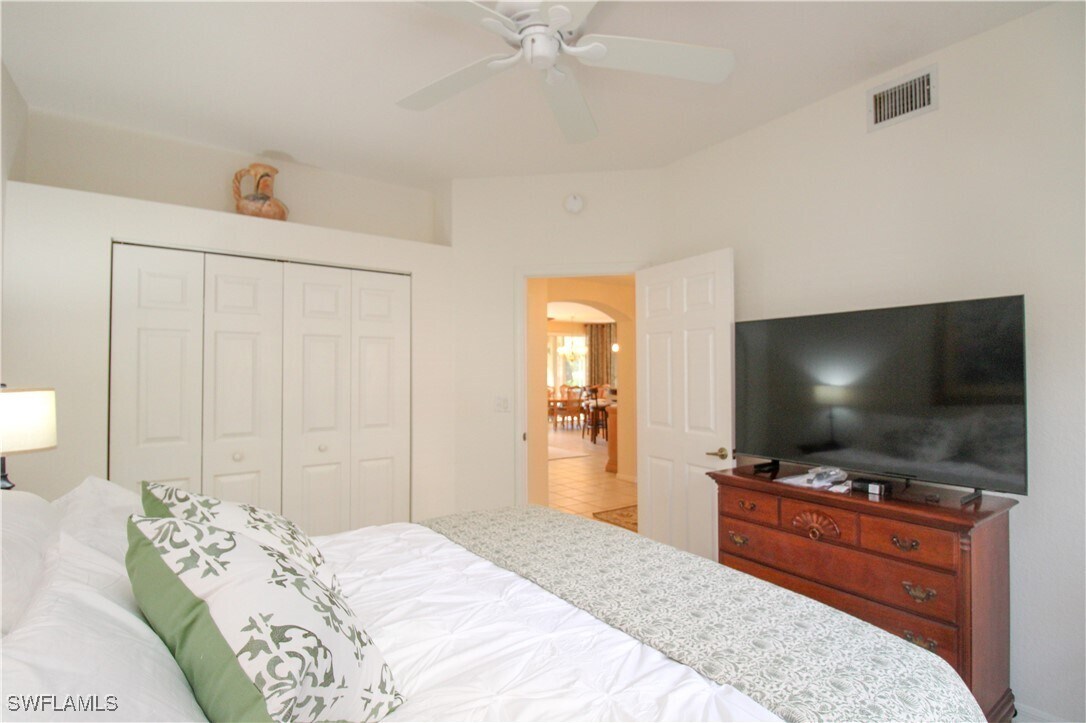 Primary Photo - 5330 Andover Dr