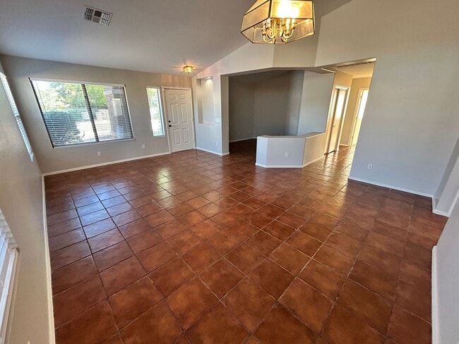Foto del edificio - Spacious 3Bd 2 Ba Home In Litchfield Park ...
