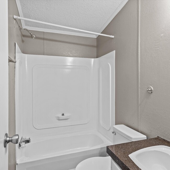 Building Photo - Eagle Creek Ranch