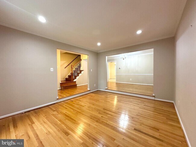 Foto del edificio - 5127 Kenside Ct