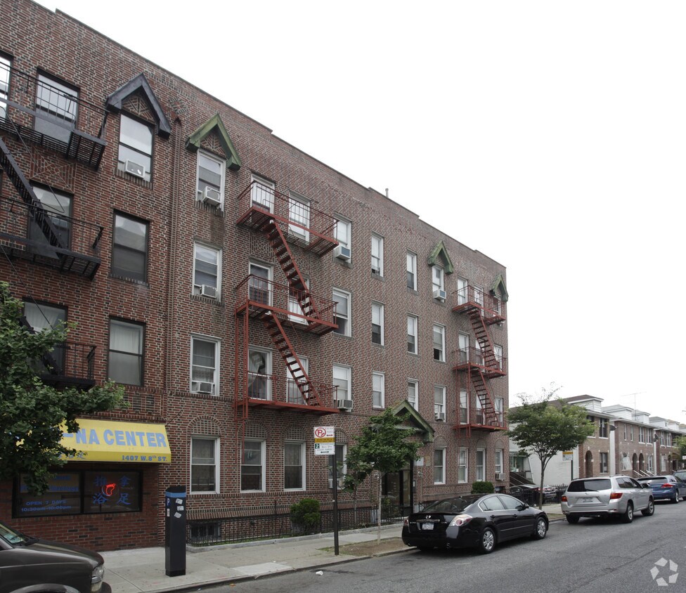 Foto del edificio - 1415 W 8th St