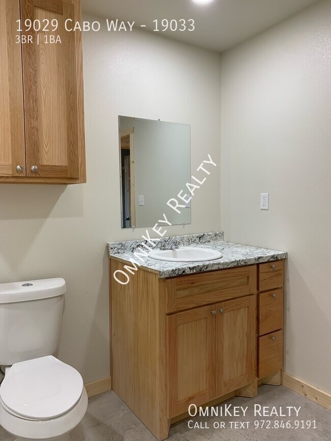 Foto del edificio - 19029 Cabo Wy